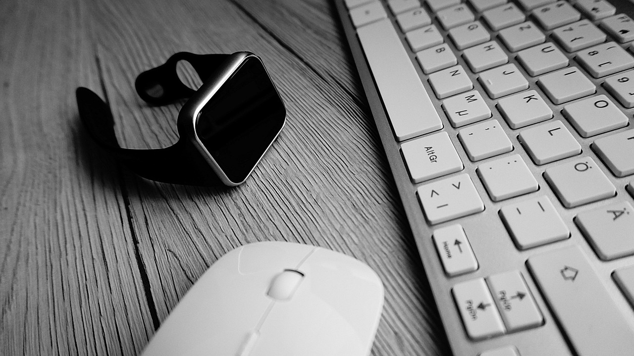 découvrez notre sélection de smartwatches alliant technologie avancée et design élégant pour rester connecté et optimiser votre quotidien.